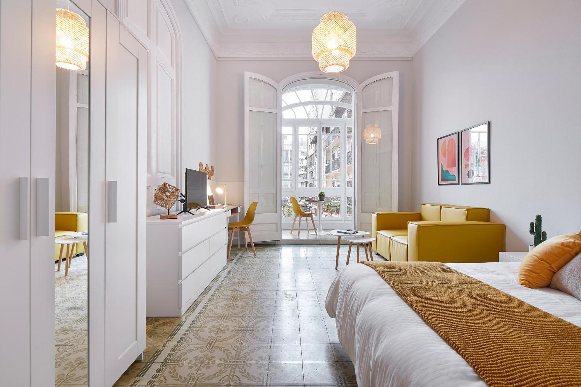 Girona 46 - 4 Bed & Breakfast *
